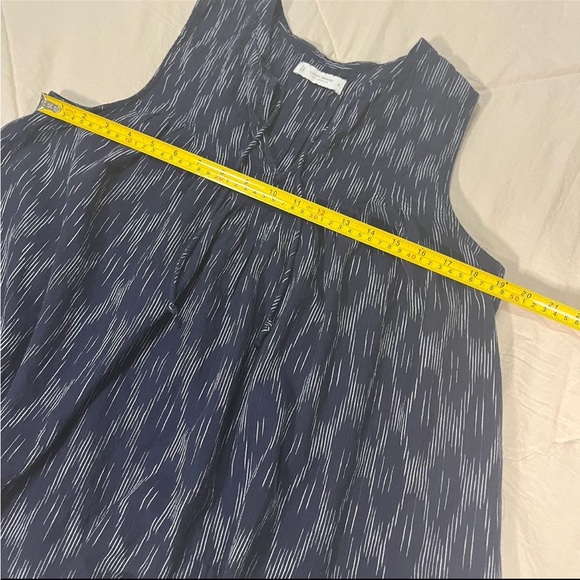 Lucky Brand Sleeveless Navy Vintage Print Summer Blouse Women’s Size Medium - Picture 6 of 9